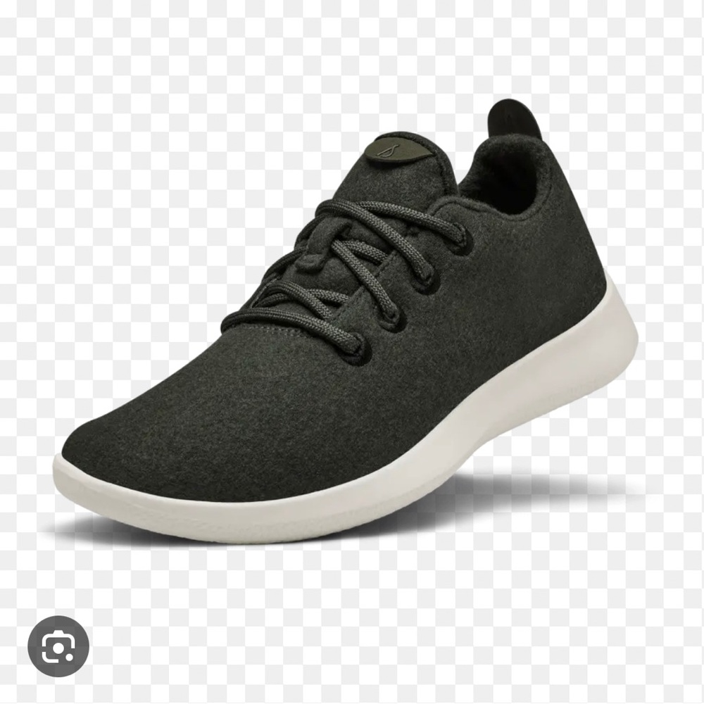 Allbirds wool runners jackal berry color size 11 women’s new in box
